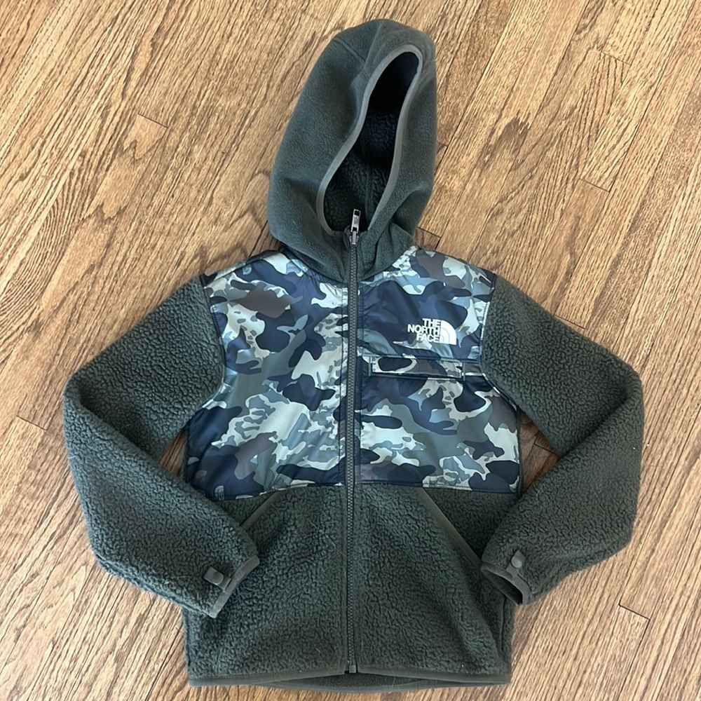 The North Face fleece jacket size 7/8